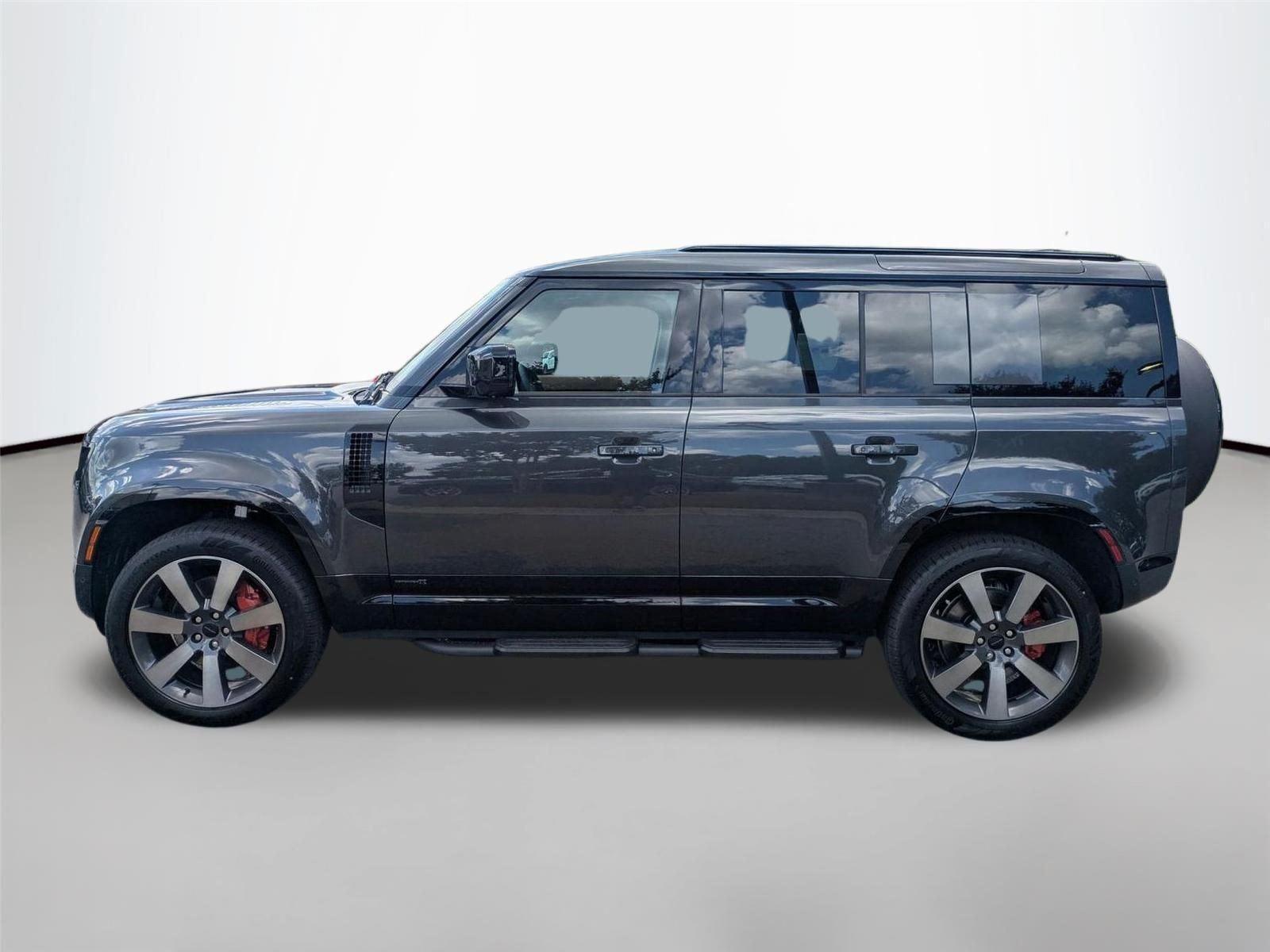 New 2026 Carpathian Grey Premium Metallic Land Rover X image 8