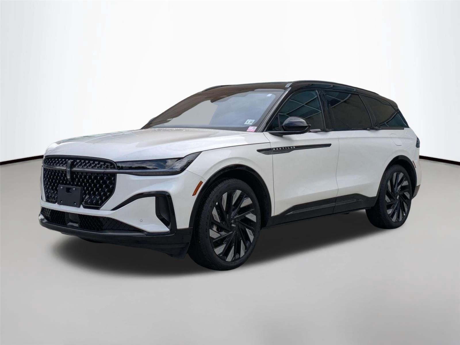 White Platinum Metallic Tri-Coat 2025 Lincoln Nautilus SUV / Crossover All-Wheel Drive 8-Speed Automatic