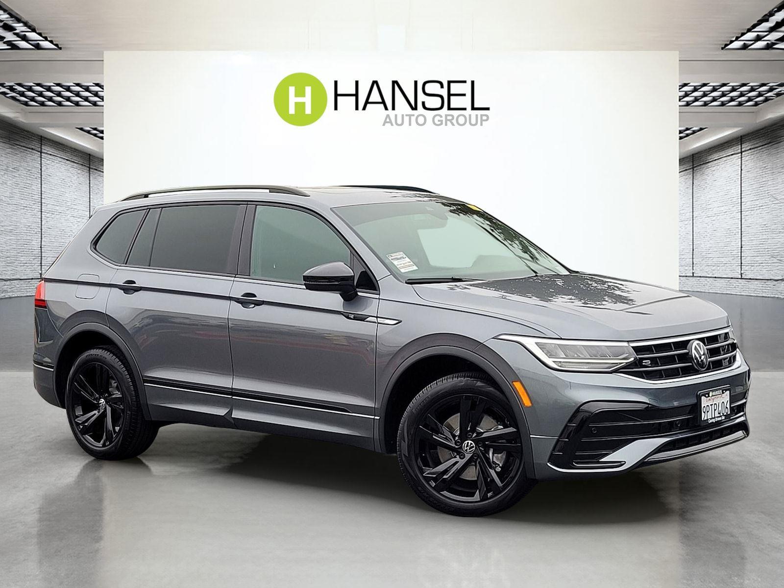 Platinum Gray Metallic 2024 Volkswagen Tiguan SUV / Crossover All-Wheel Drive Automatic