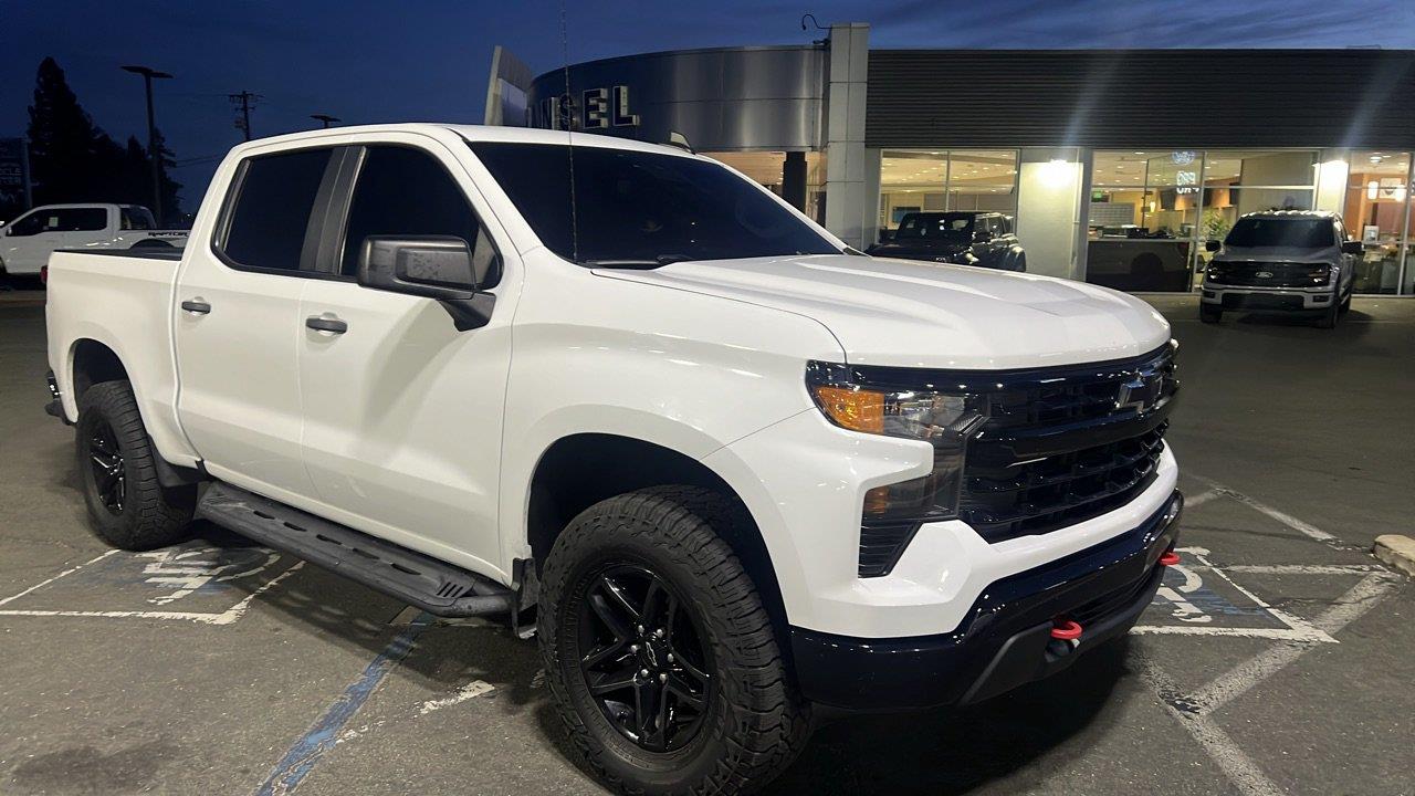 Summit White 2022 Chevrolet Silverado 1500 Pickup Truck Four-Wheel Drive Automatic