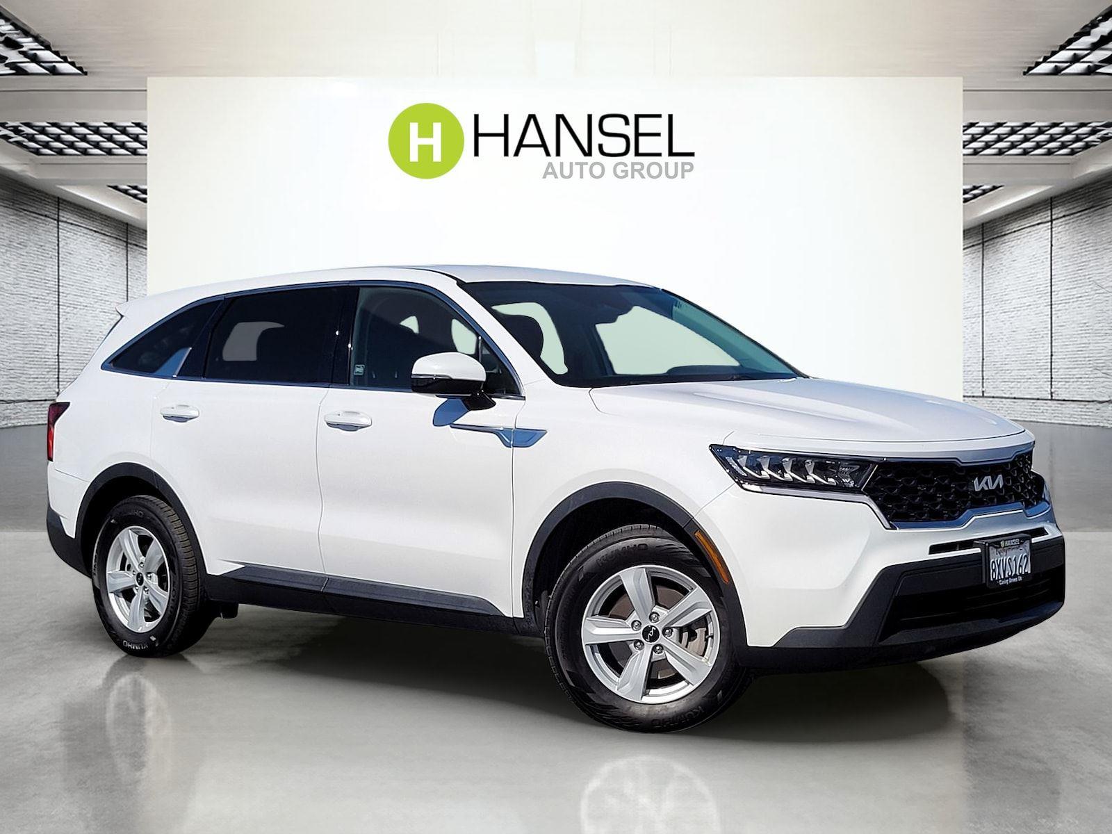 Glacial White Pearl 2022 Kia Sorento LX FWD SUV / Crossover Front-Wheel Drive 8-Speed Automatic