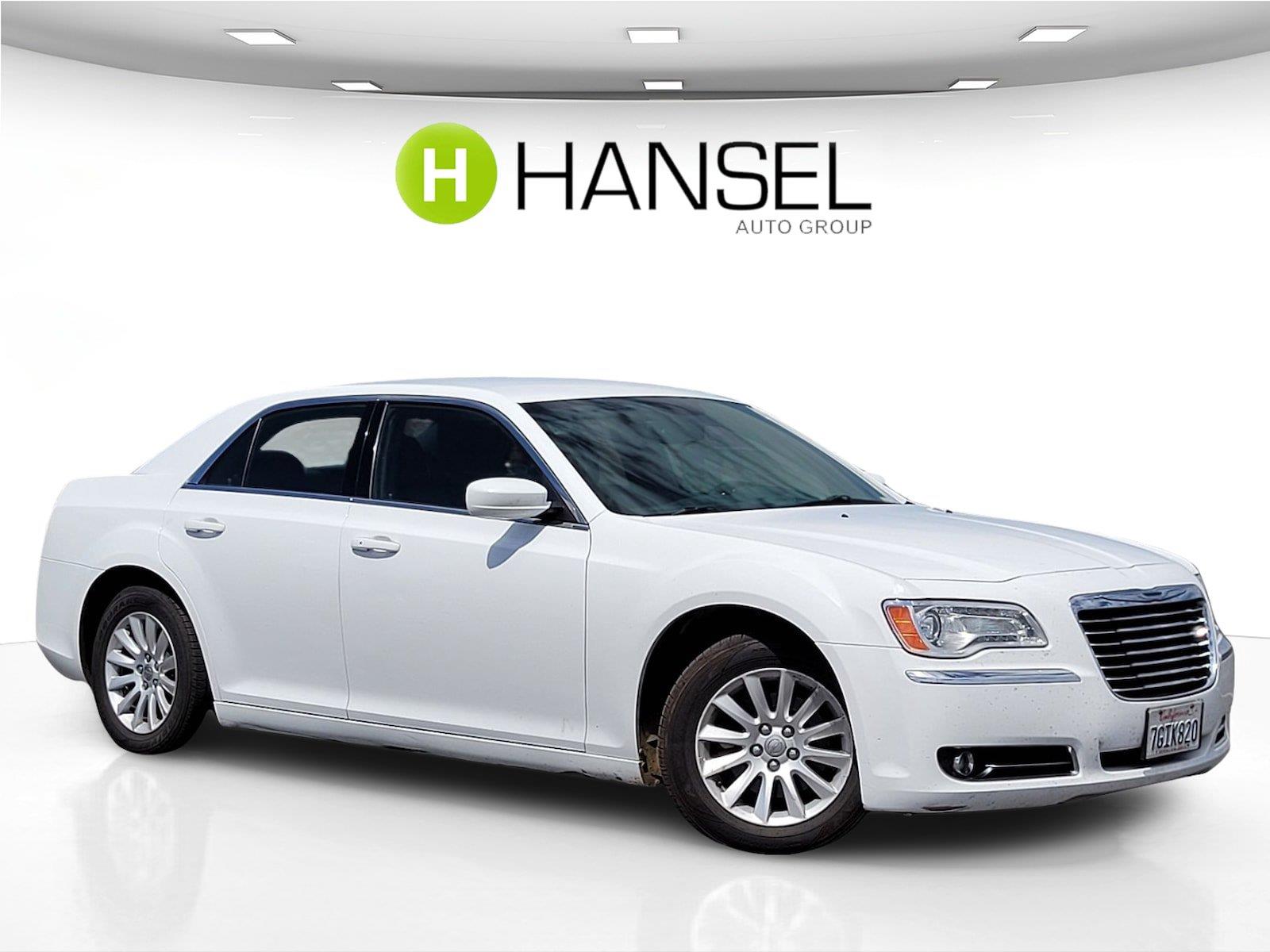 Bright White Clearcoat 2014 Chrysler 300 Sedan Rear-Wheel Drive 8-Speed Automatic