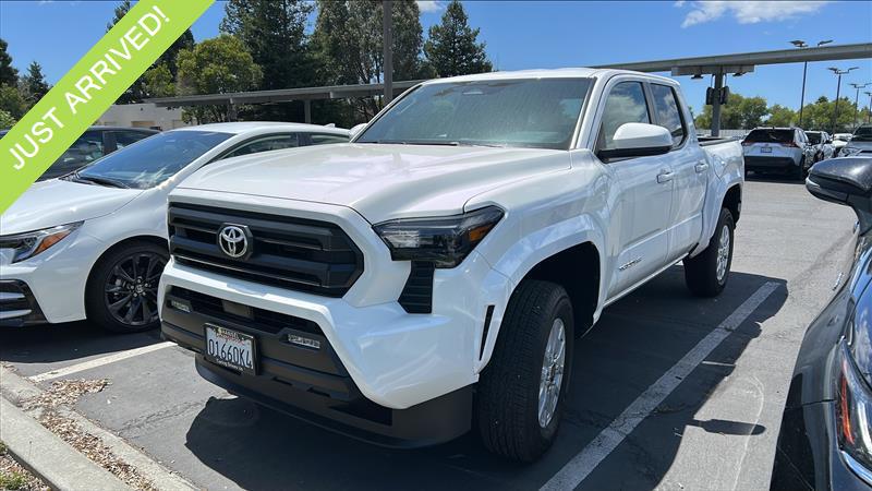 Ice Cap 2025 Toyota Tacoma SR5 Double Cab 4WD Pickup Truck Four-Wheel Drive 8-Speed Automatic