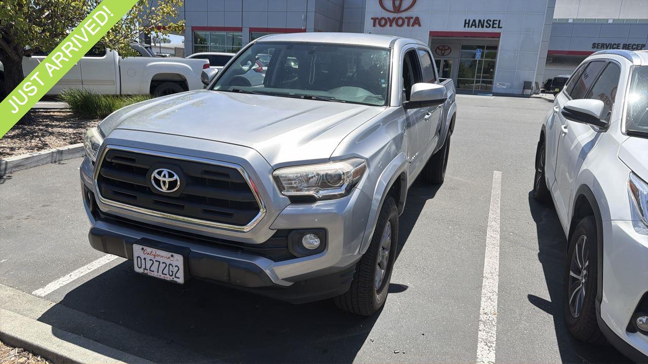 2017 Toyota Tacoma SR5 V6 Double Cab RWD