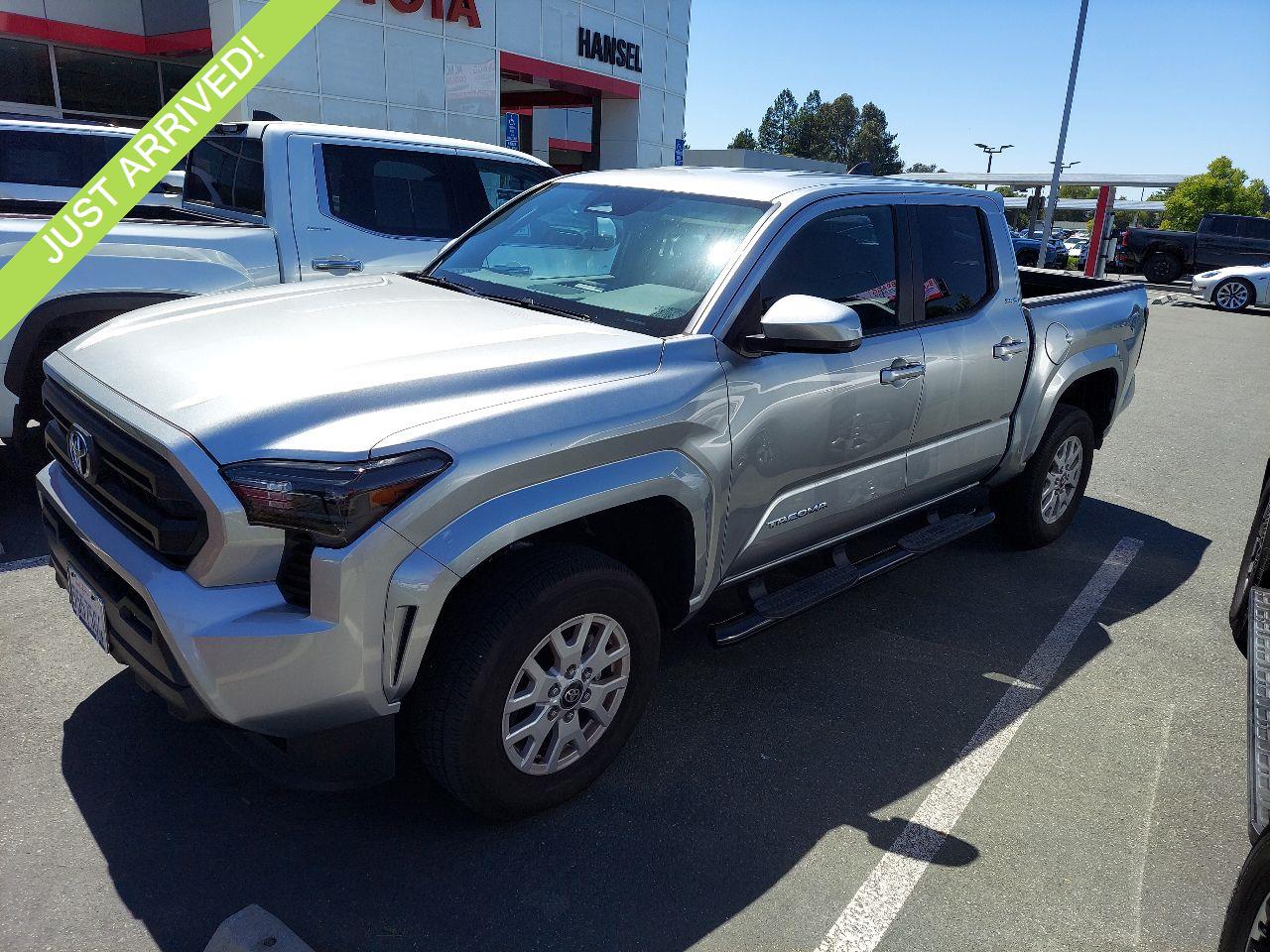 2025 Toyota Tacoma SR5 Double Cab 4WD