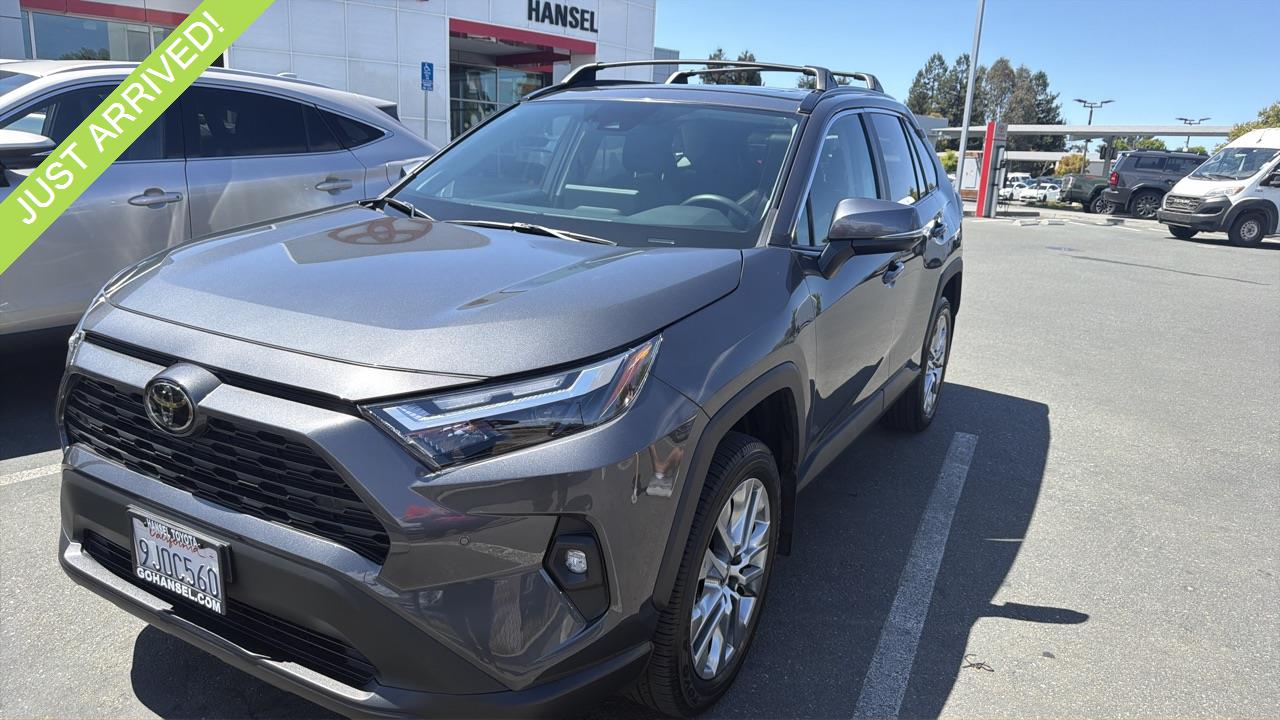 2023 Toyota RAV4 XLE Premium
