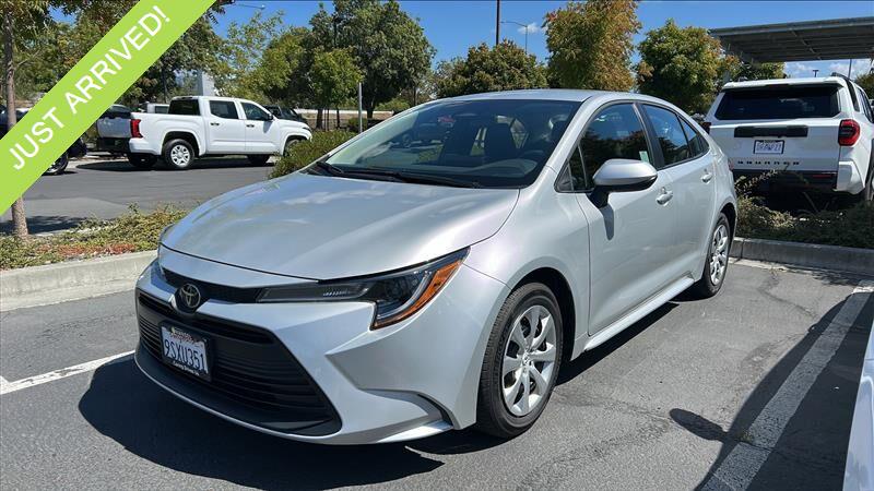 Classic Silver Metallic 2025 Toyota Corolla Sedan Front-Wheel Drive Continuously Variable Transmission