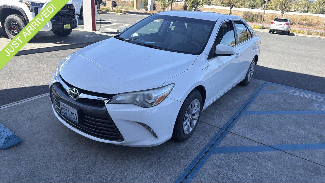 Super White 2016 Toyota Camry Hybrid Sedan Front-Wheel Drive Continuously Variable Transmission