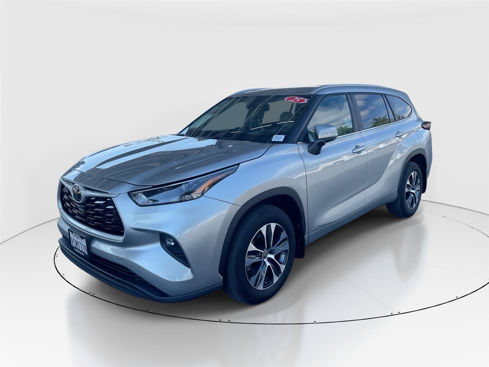 Celestial Silver Metallic 2025 Toyota Highlander Hybrid SUV / Crossover All-Wheel Drive Continuously Variable Transmission