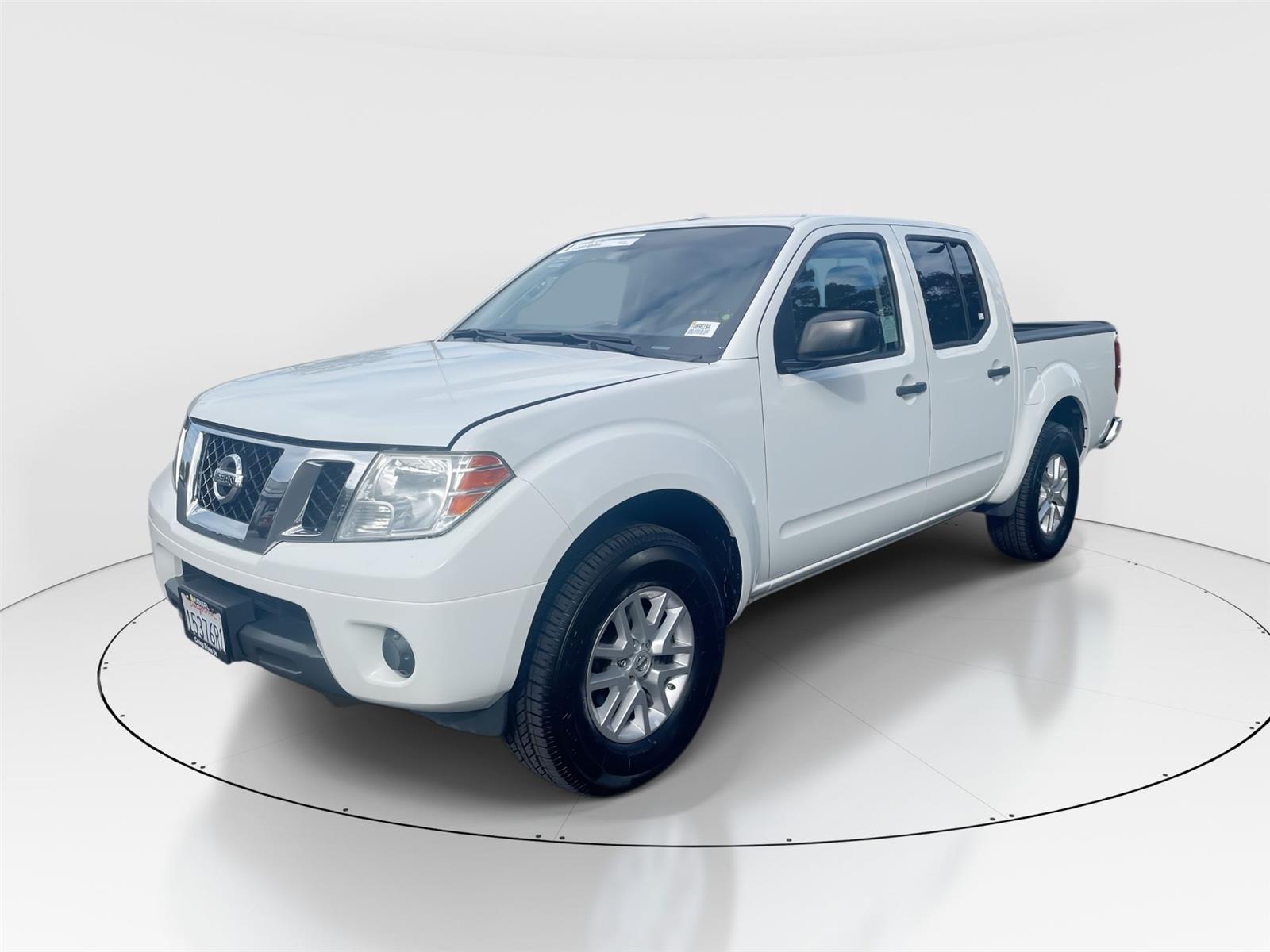  2016 Nissan Frontier SV Crew Cab 4WD   