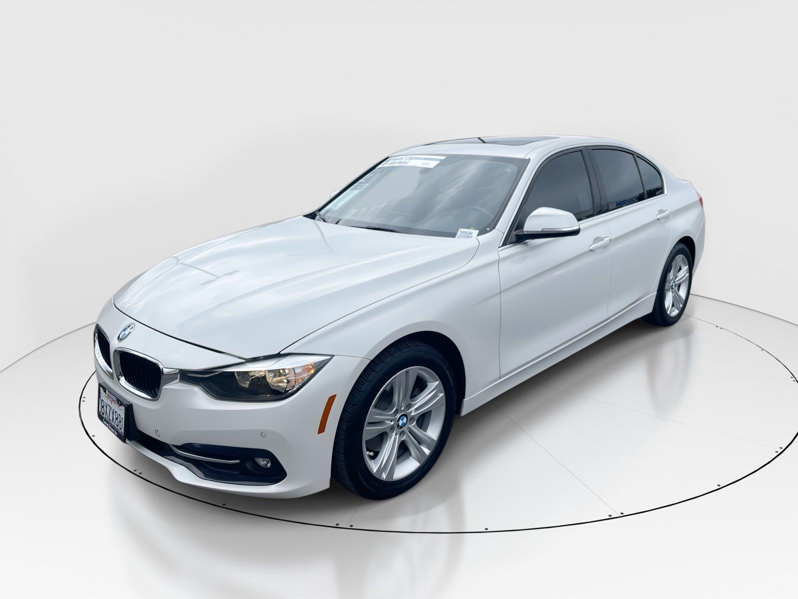 2017 BMW 3 Series 330i Sedan RWD