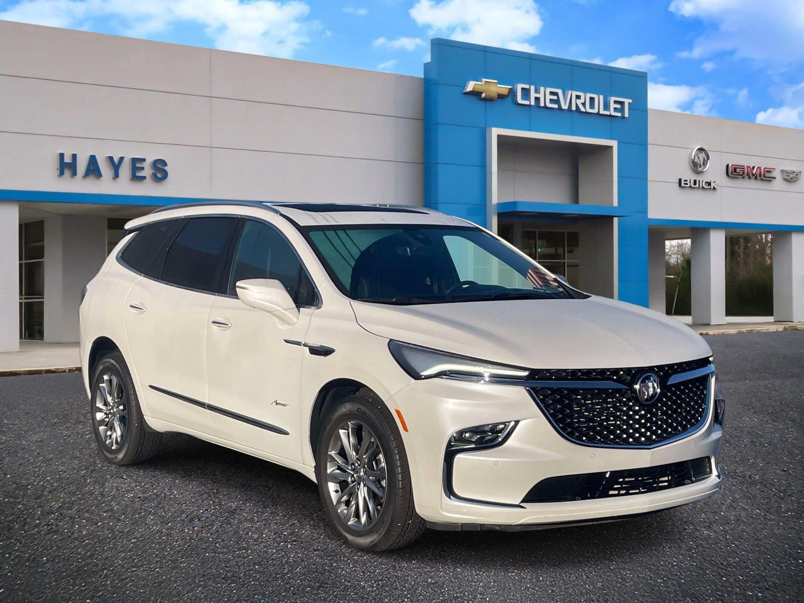  2024 Buick Enclave Avenir AWD   