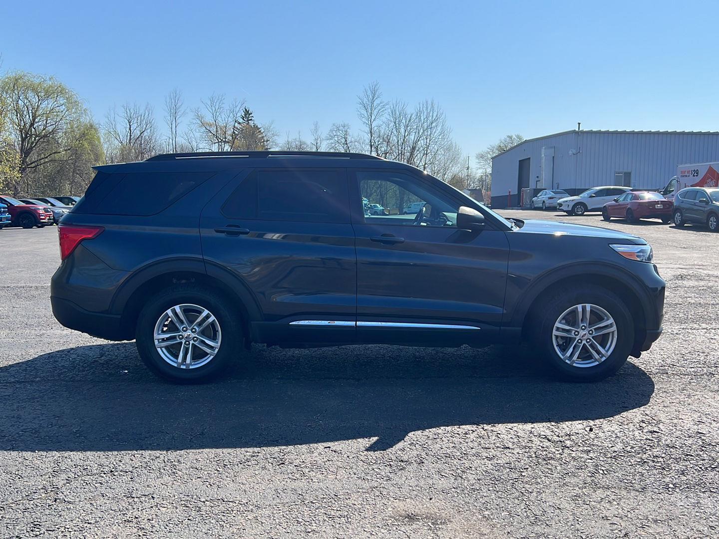 Used 2022 Blue Metallic Ford XLT image 23