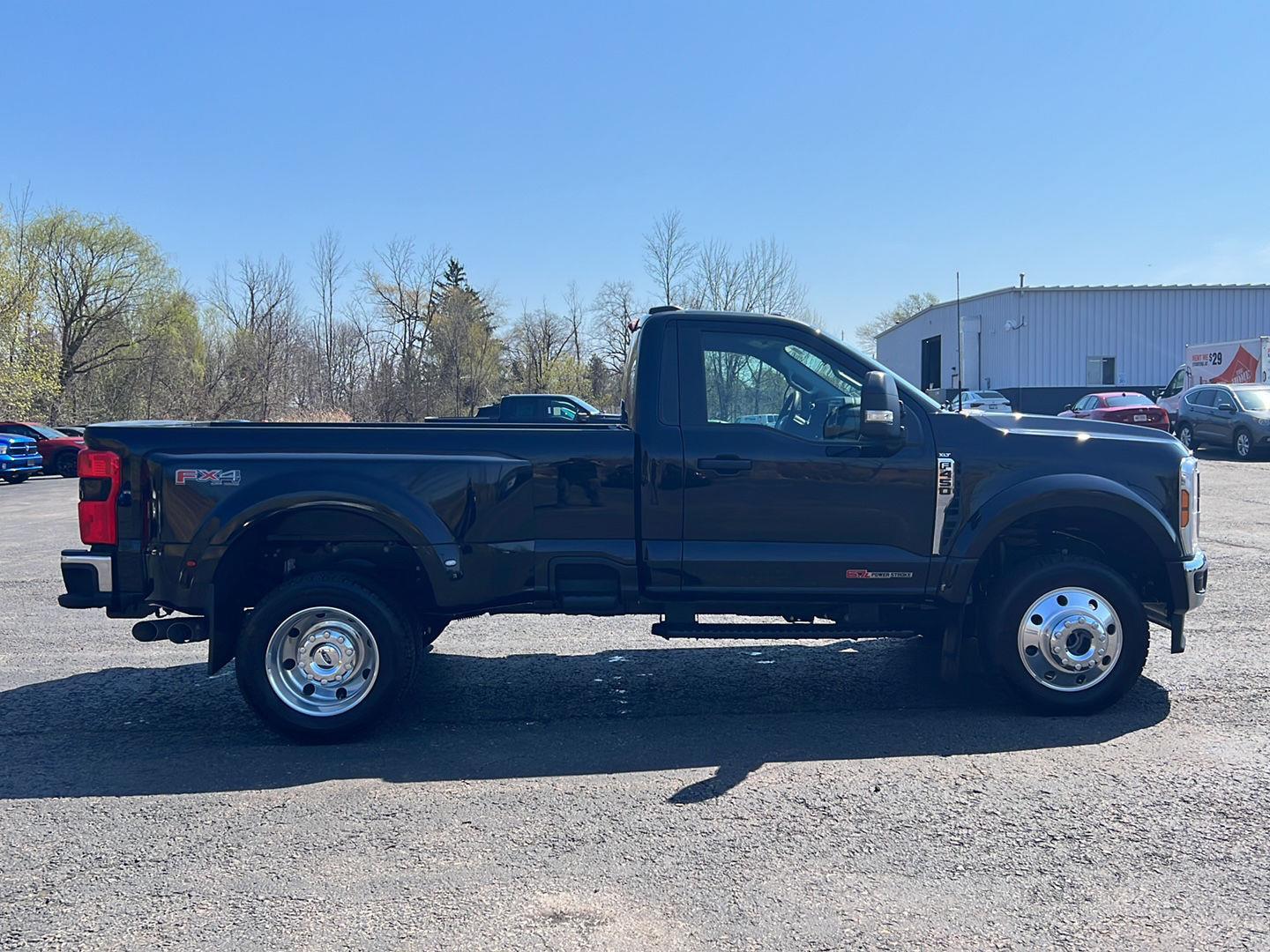 Used 2025 Agate Black Ford XLT image 23
