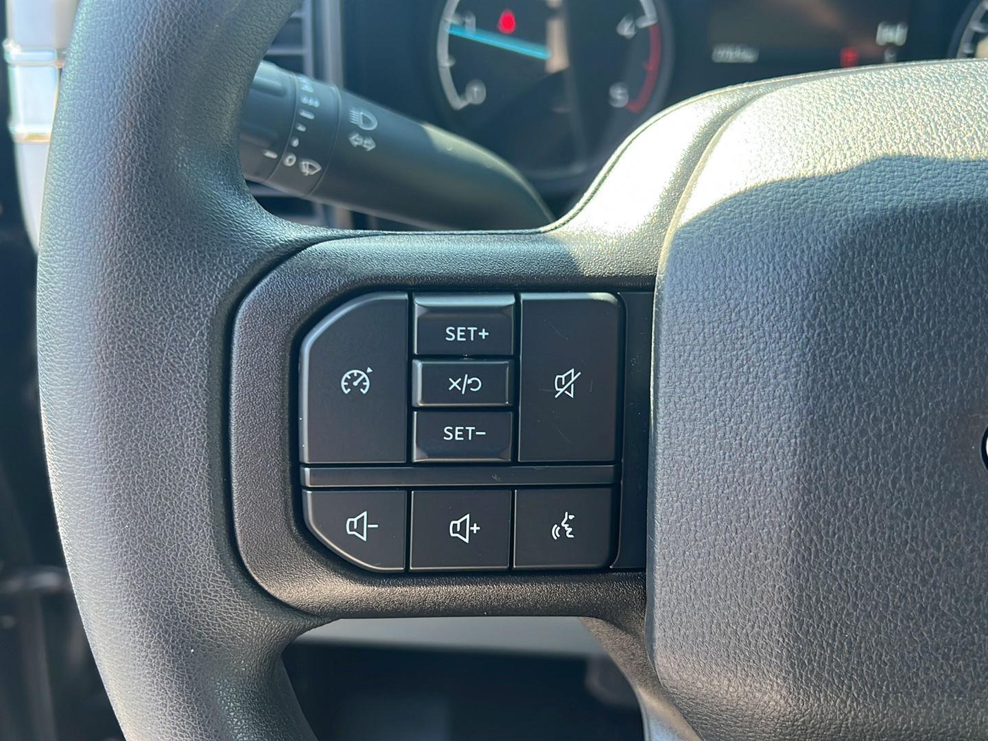 Used 2025 Agate Black Ford XLT image 10