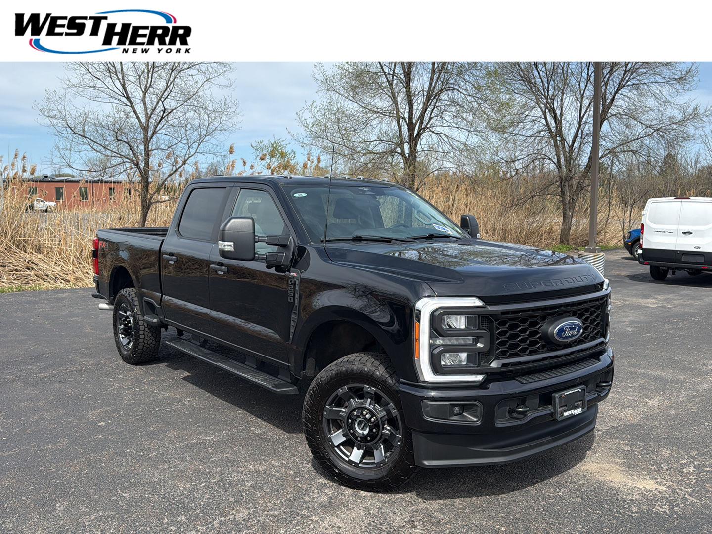 Black Metallic 2023 Ford F-250 Super Duty XL Crew Cab 4WD Pickup Truck Four-Wheel Drive Automatic