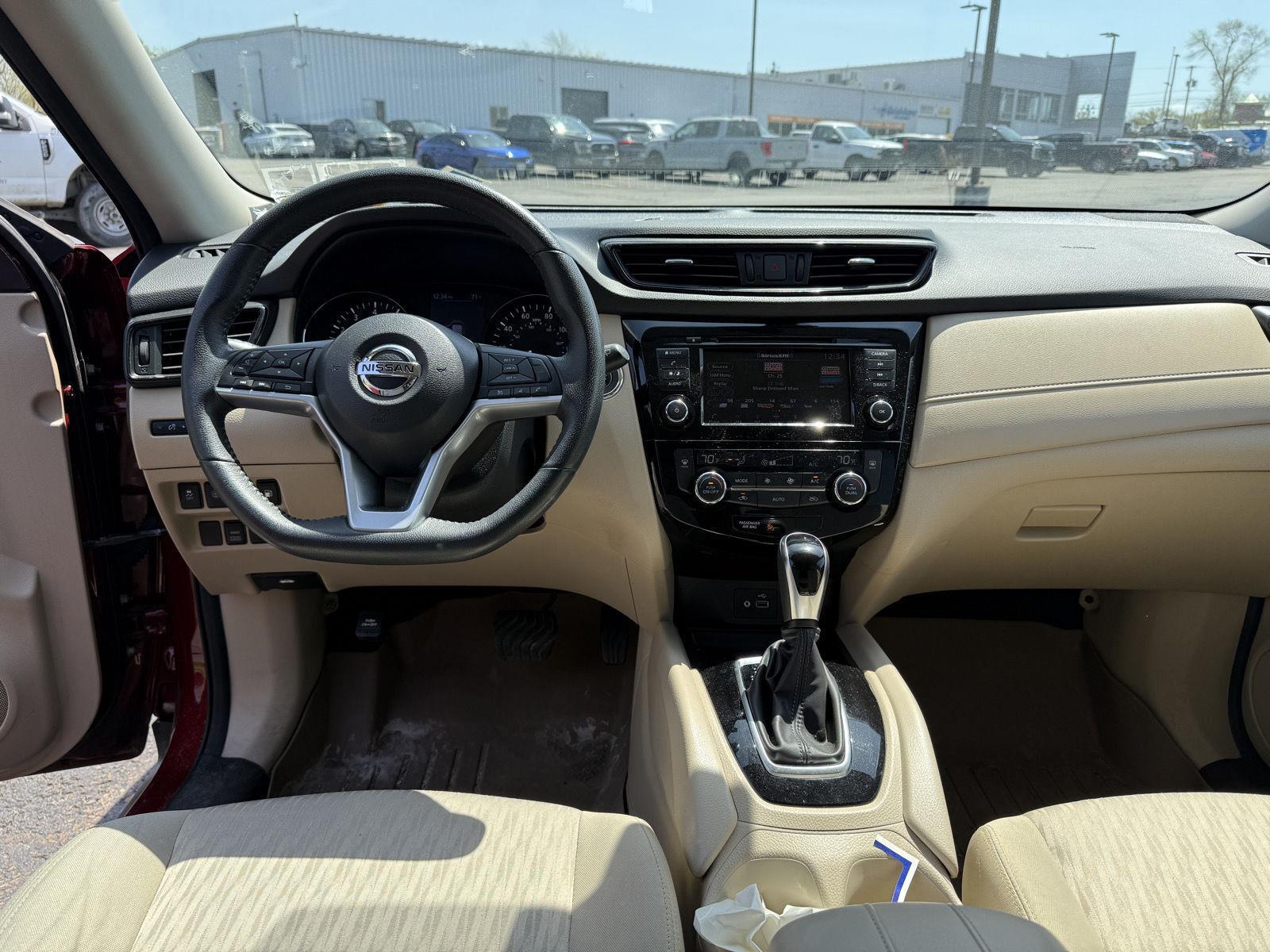 Used 2019 Scarlet Ember Tintcoat Nissan SV image 2