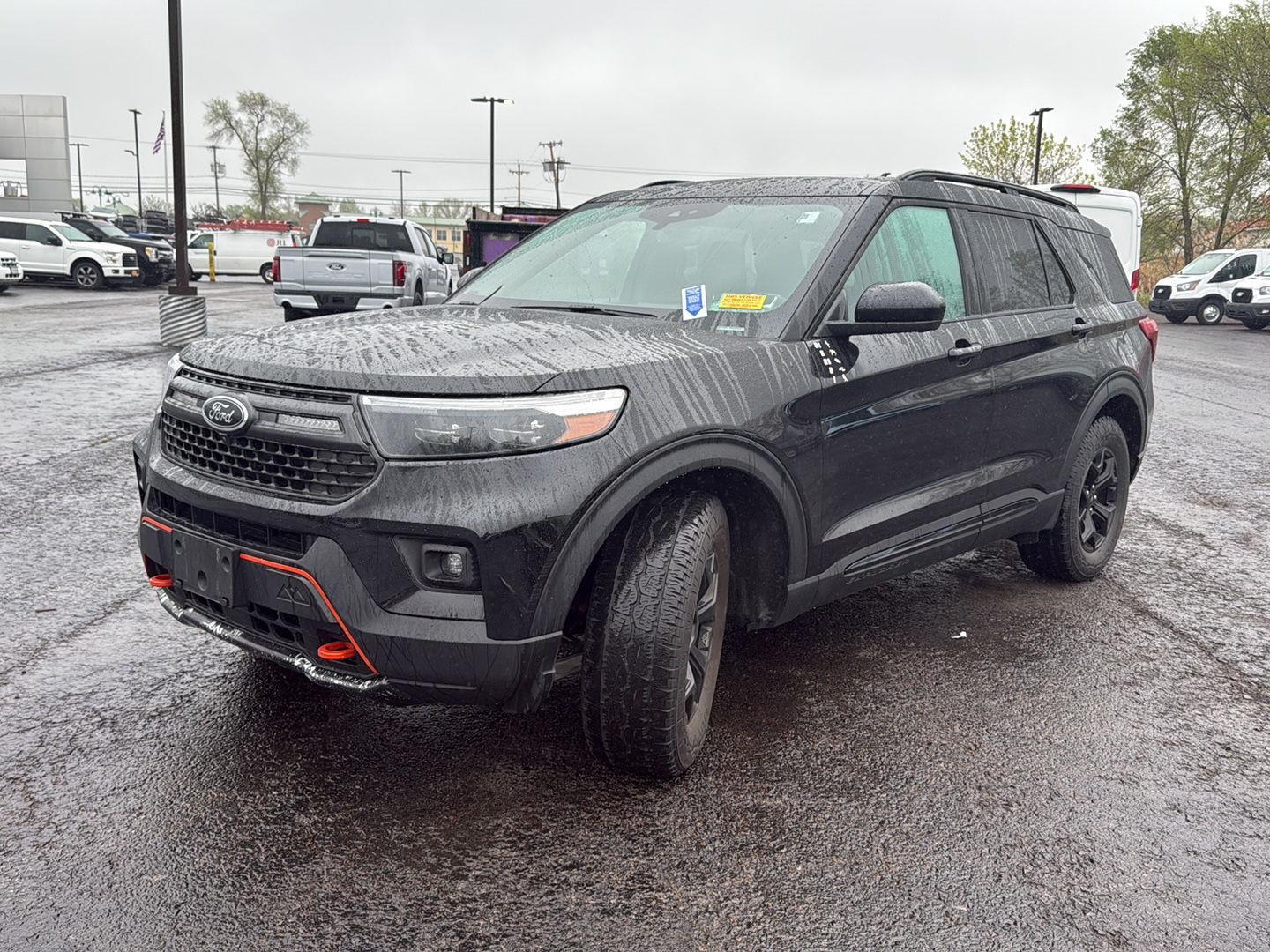 View vehicle photo 2