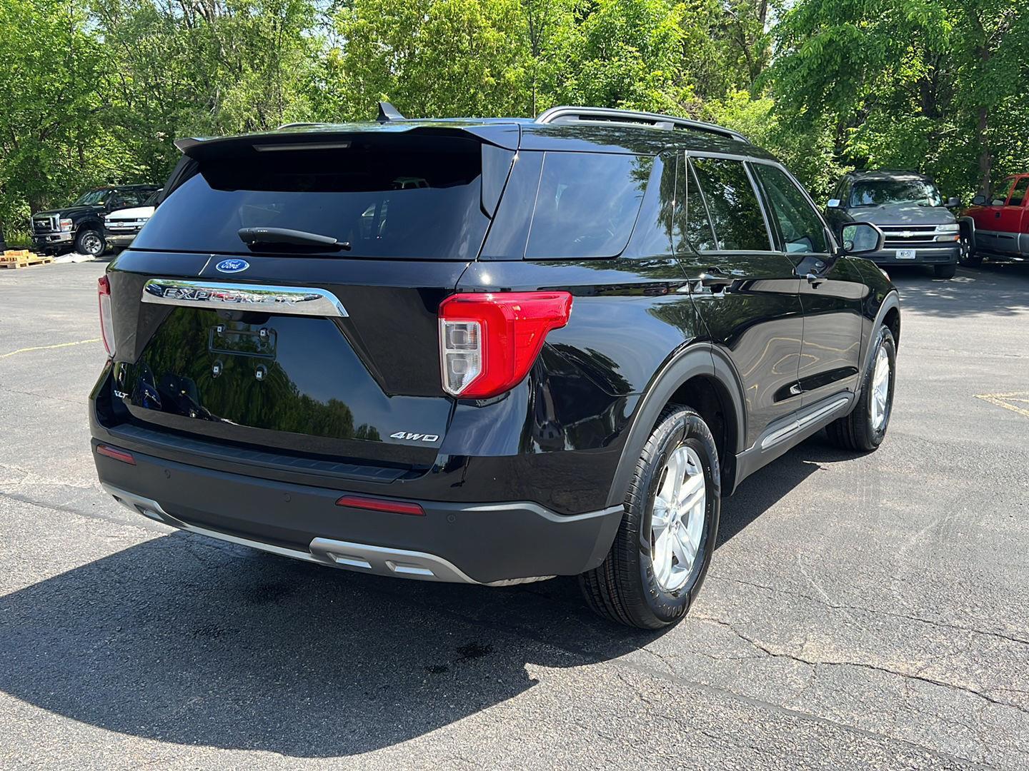 Used 2023 Agate Black Ford XLT image 22