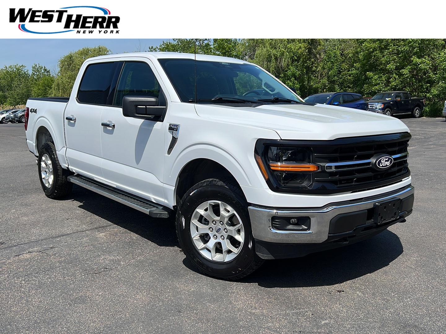 Oxford White 2025 Ford F-150 Pickup Truck Four-Wheel Drive Automatic
