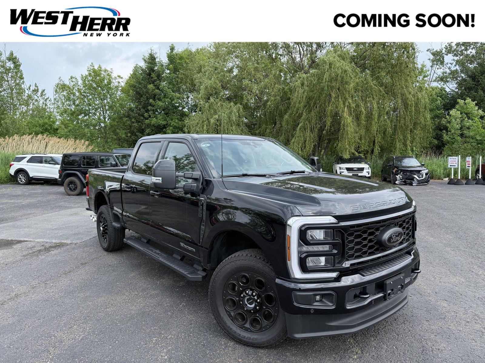 Agate Black 2026 Ford F-350 Super Duty Pickup Truck Four-Wheel Drive Automatic