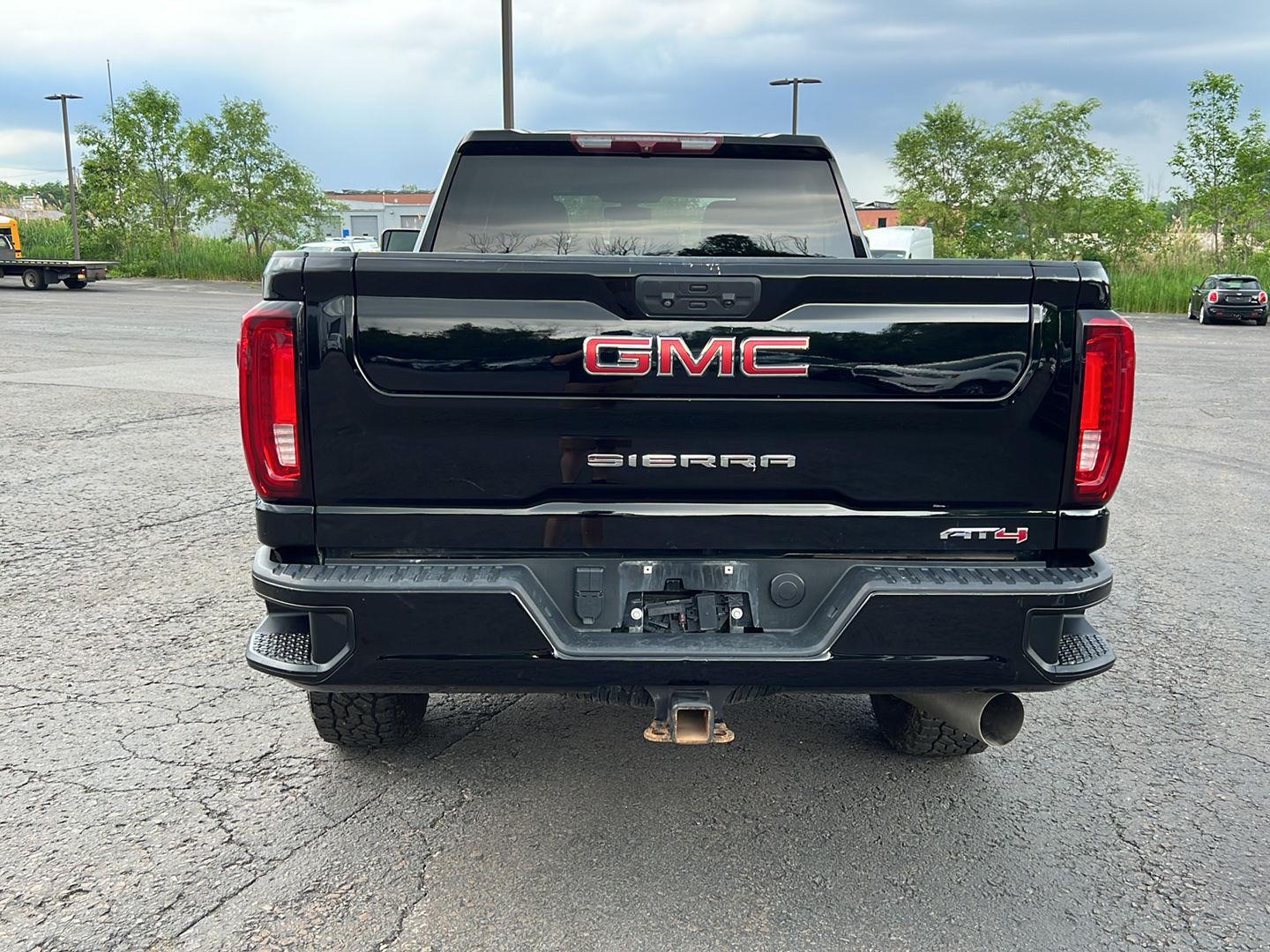 Used 2021 Onyx Black GMC AT4 image 19