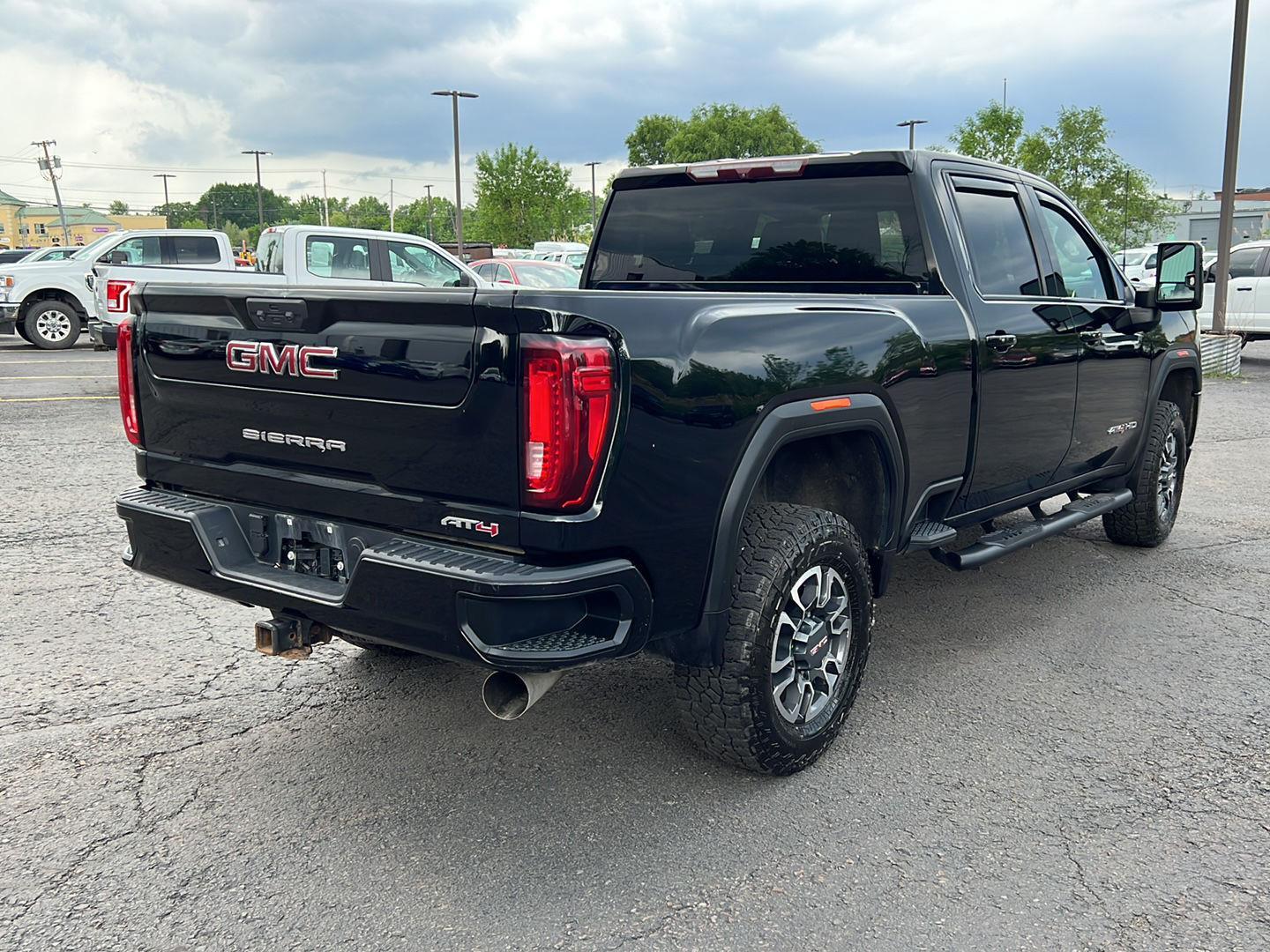 Used 2021 Onyx Black GMC AT4 image 7