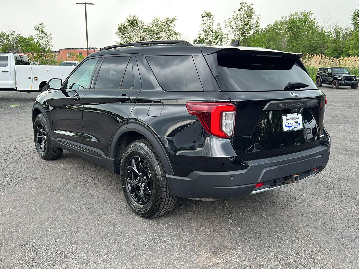 Used 2022 Agate Black Ford Timberline image 3