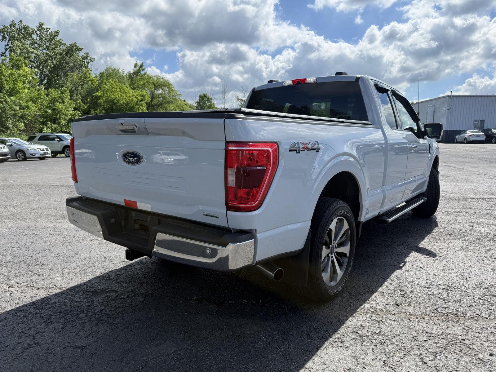 Used 2021 Space White Ford XLT image 4
