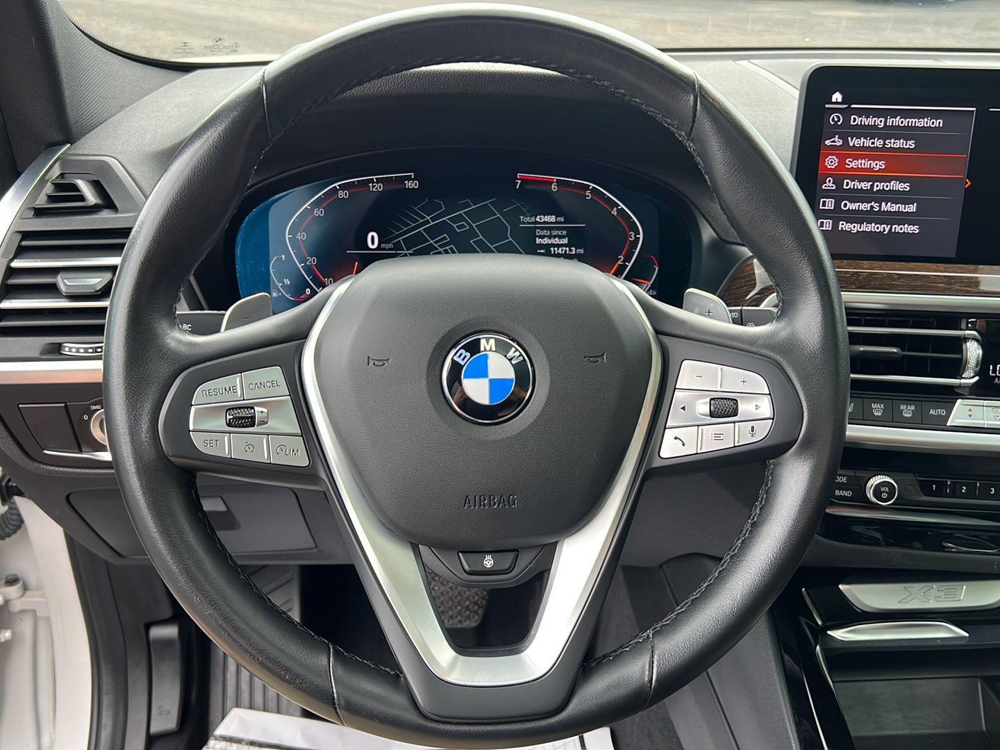 Used 2022 Mineral White Metallic BMW xDrive30i image 9