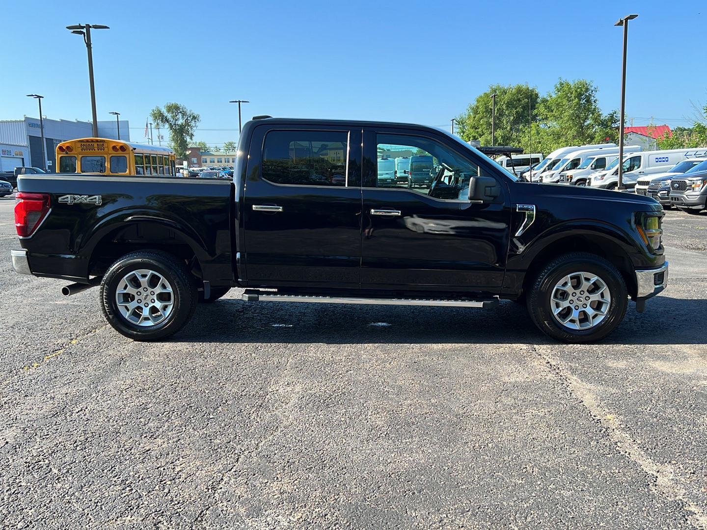 Used 2025 Agate Black Ford XLT image 21