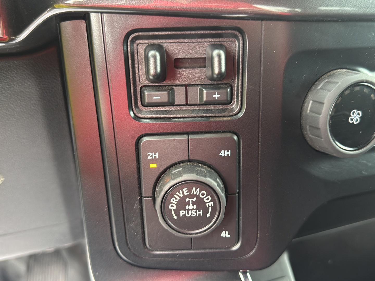 Used 2023 Carbonized Gray Ford XL image 11