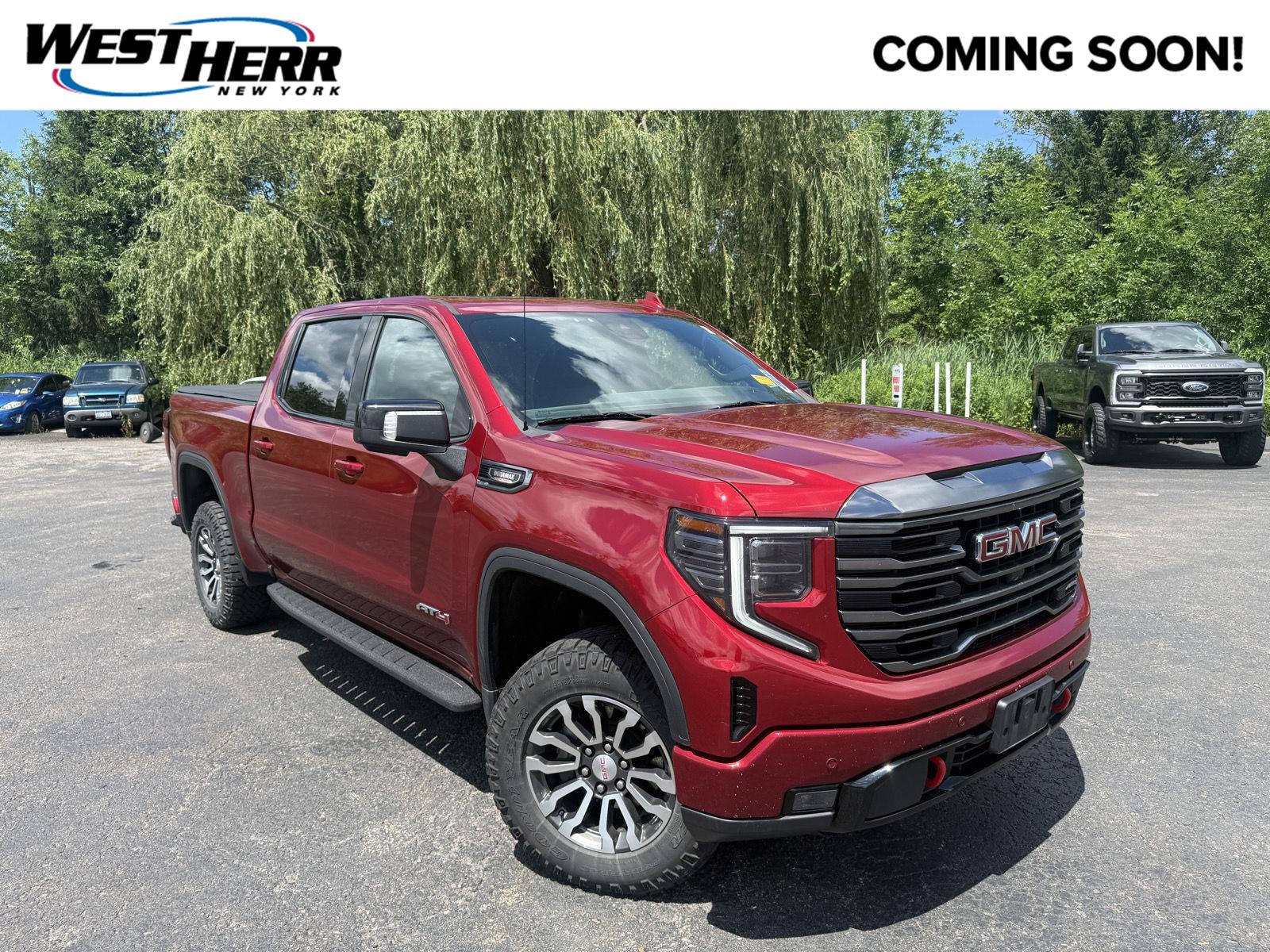 2023 GMC Sierra 1500 AT4 Crew Cab 4WD