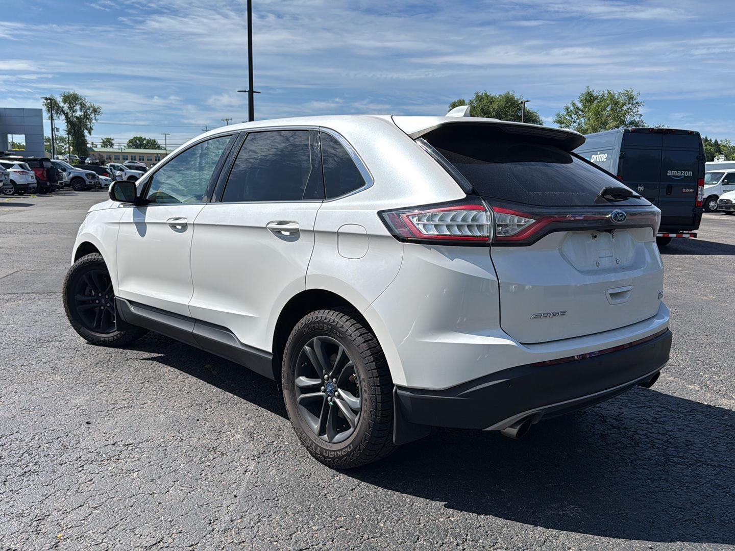 Used 2016 White Platinum Metallic Tri-Coat Ford SEL image 3