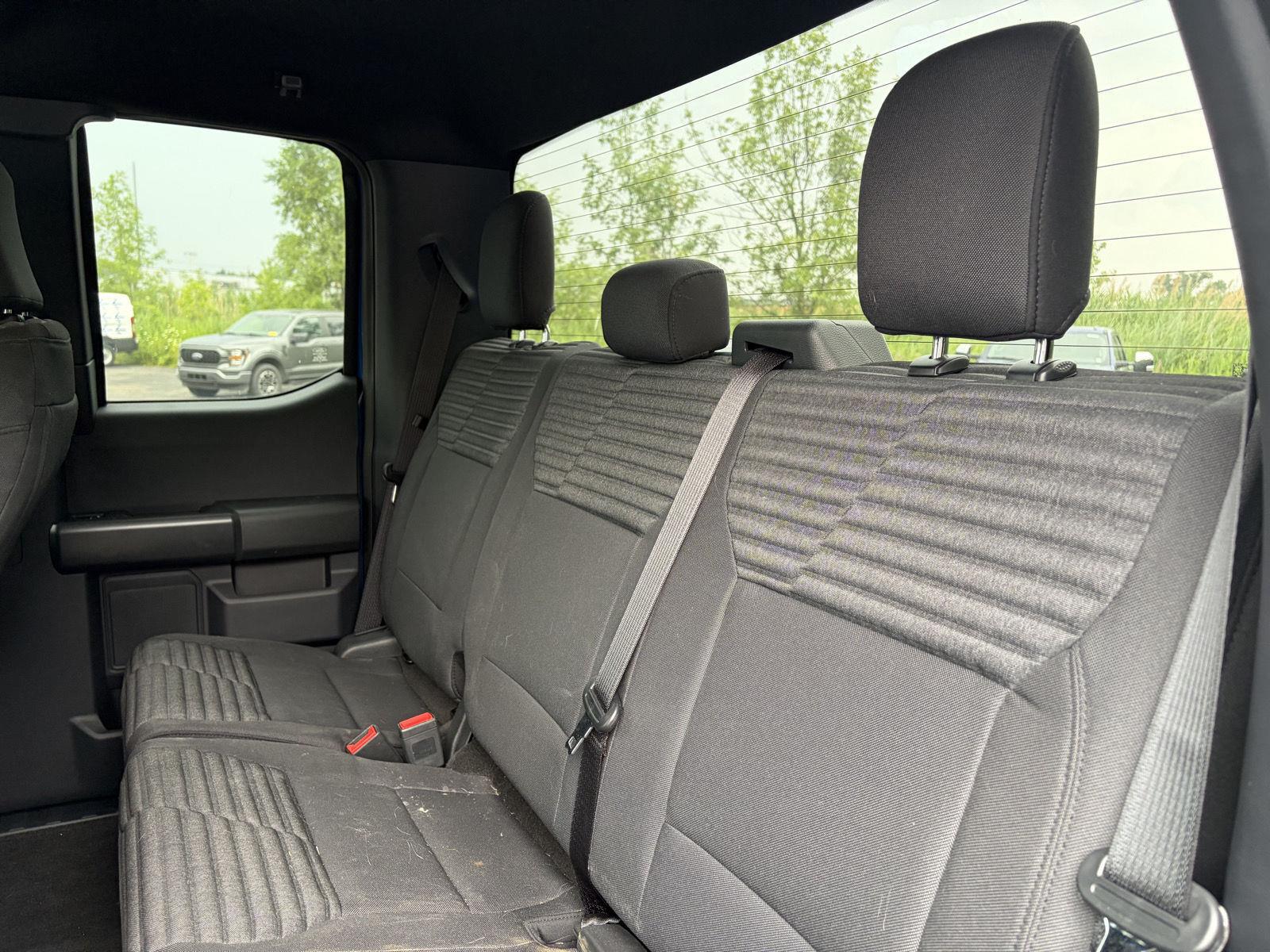Used 2023 Atlas Blue Ford XL image 9