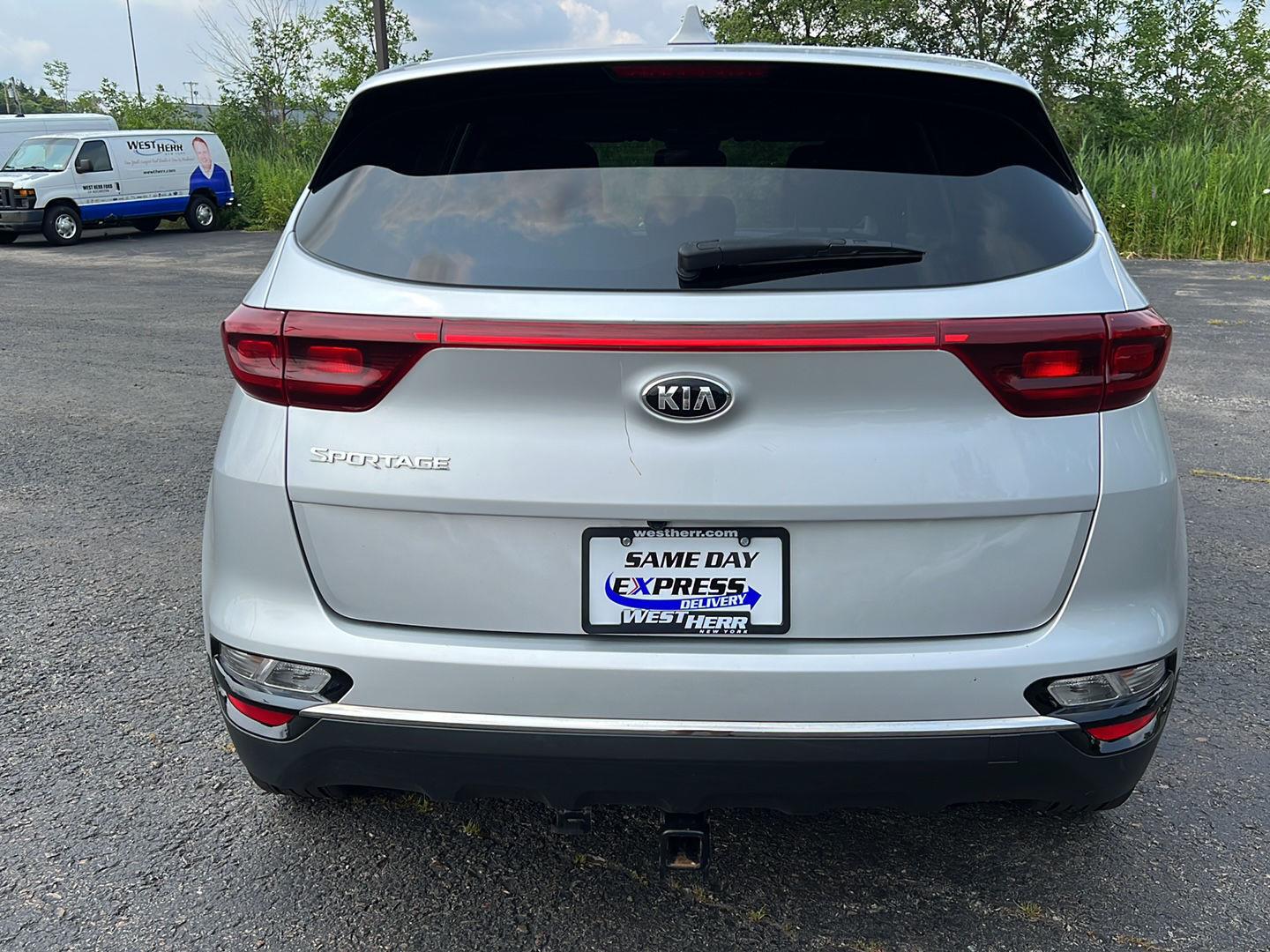 Used 2020 Sparkling Silver Kia LX image 20