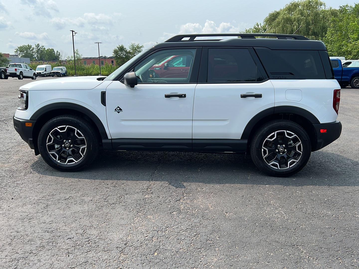 New 2026 Oxford White Ford Outer Banks image 20