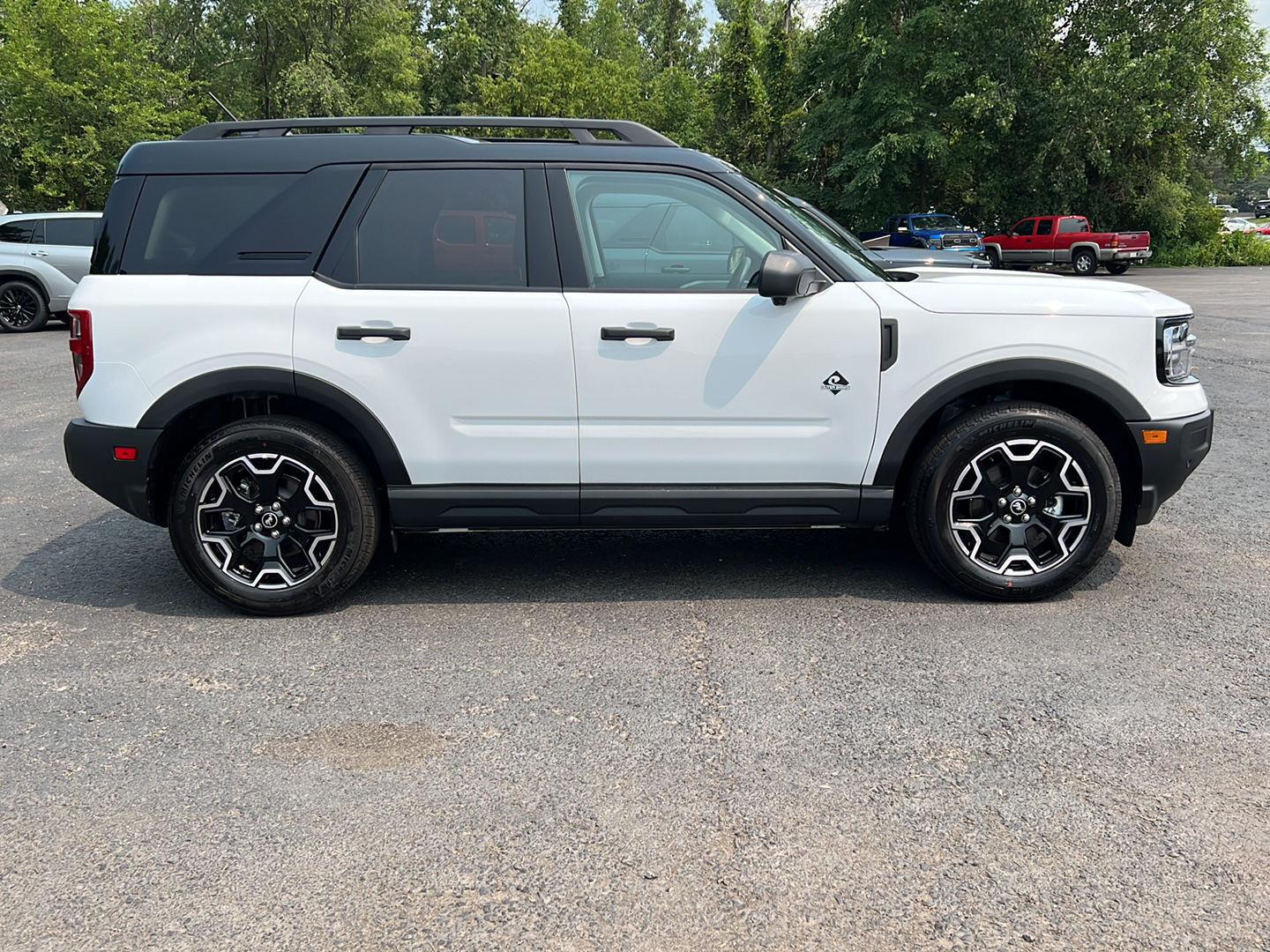 New 2026 Oxford White Ford Outer Banks image 26