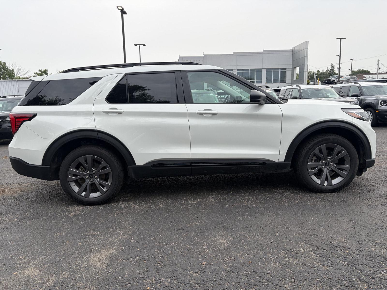 New 2026 Star White Metallic Tri-Coat Ford Active image 21