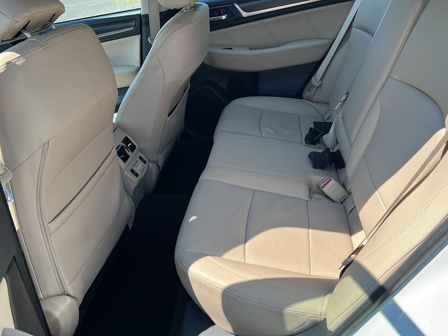 Used 2018 Crystal White Pearl Subaru Limited image 19
