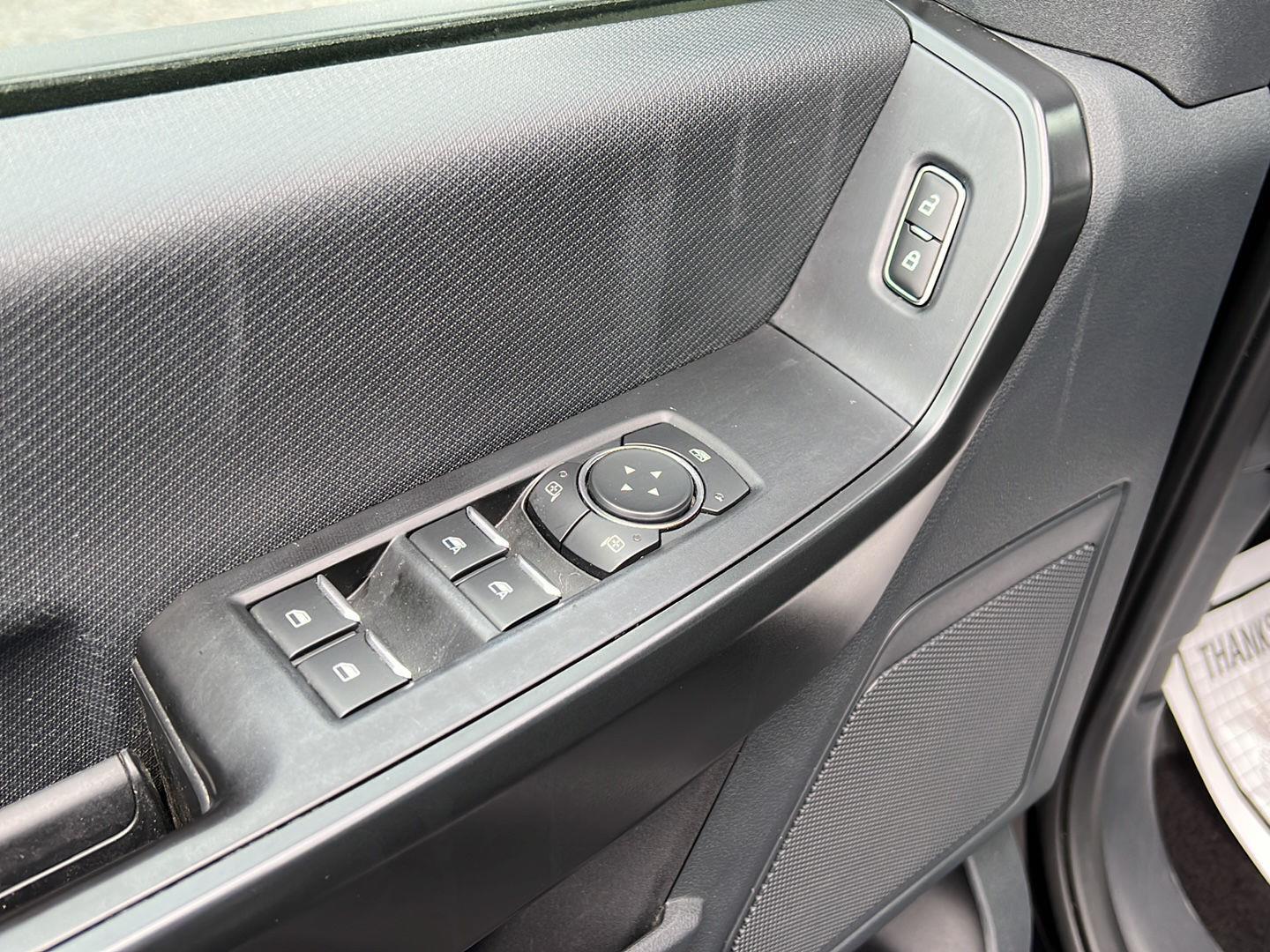 Used 2022 Agate Black Ford  image 5