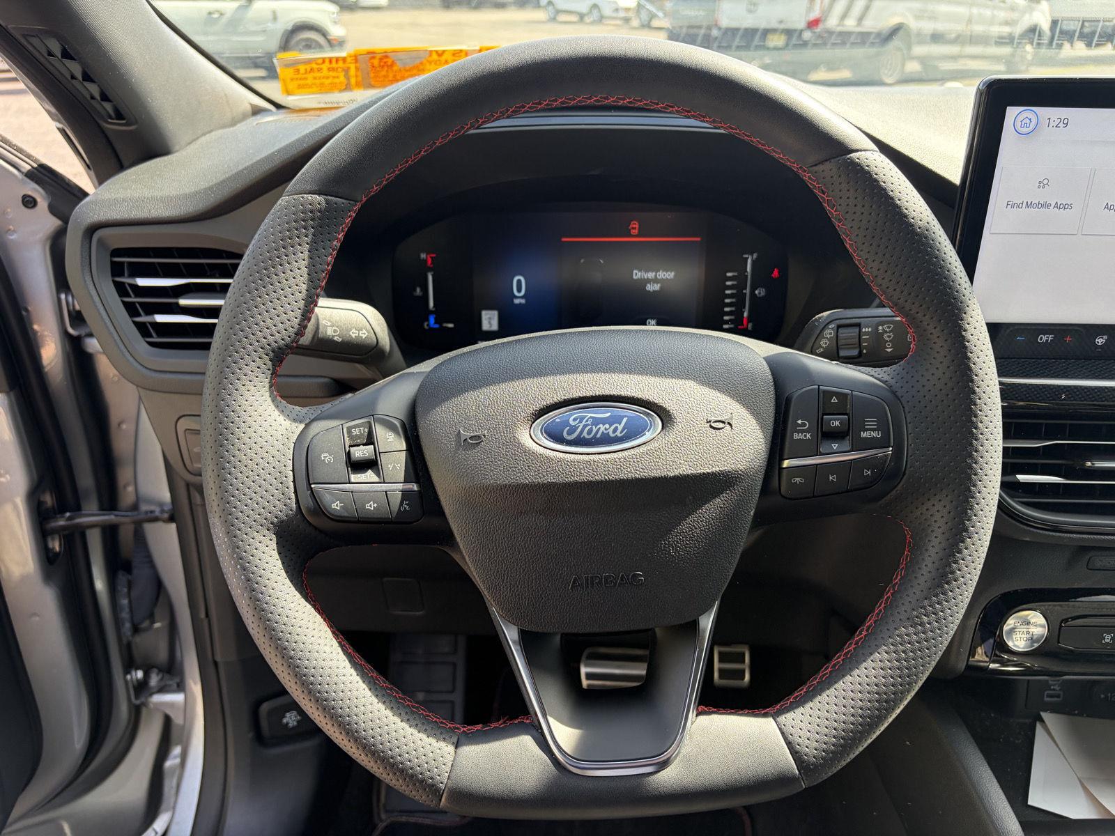 Used 2023 Iconic Silver Ford ST-Line image 5
