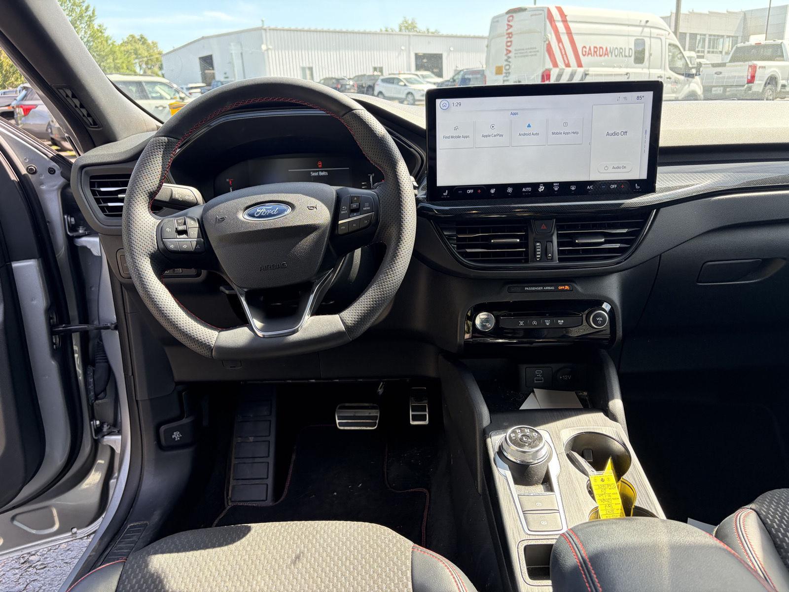 Used 2023 Iconic Silver Ford ST-Line image 2