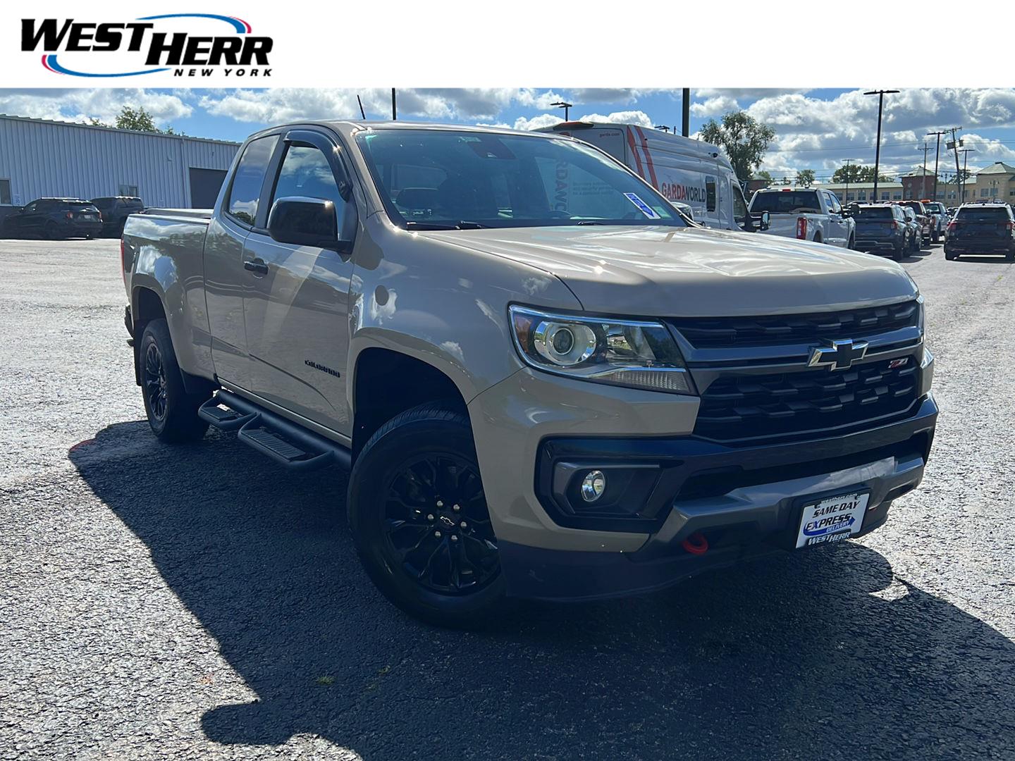 Sand Dune Metallic 2022 Chevrolet Colorado Pickup Truck Four-Wheel Drive 8-Speed Automatic