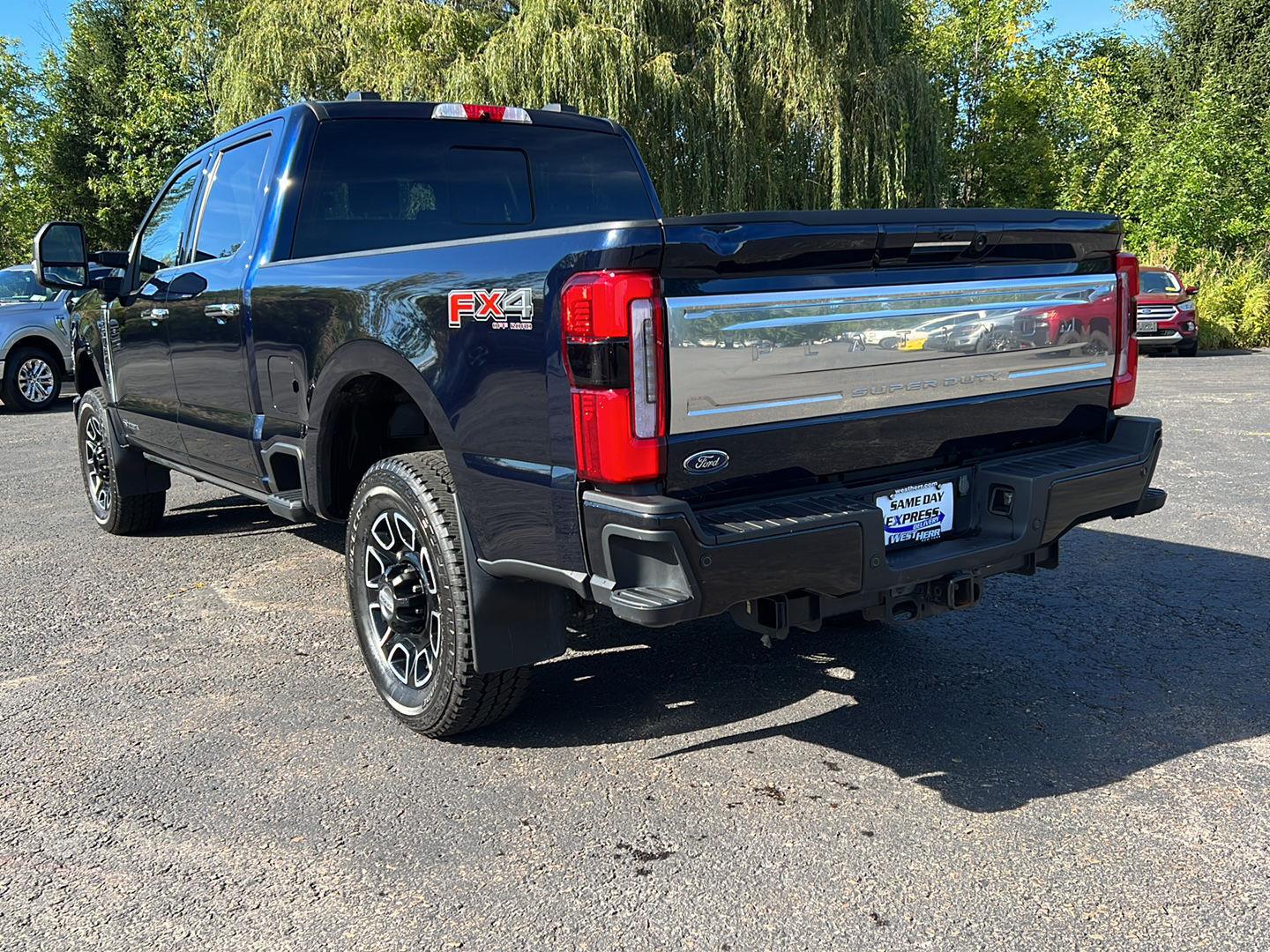Pre-Owned 2024 Ford Super Duty F-250 Platinum SD Crew Cab in