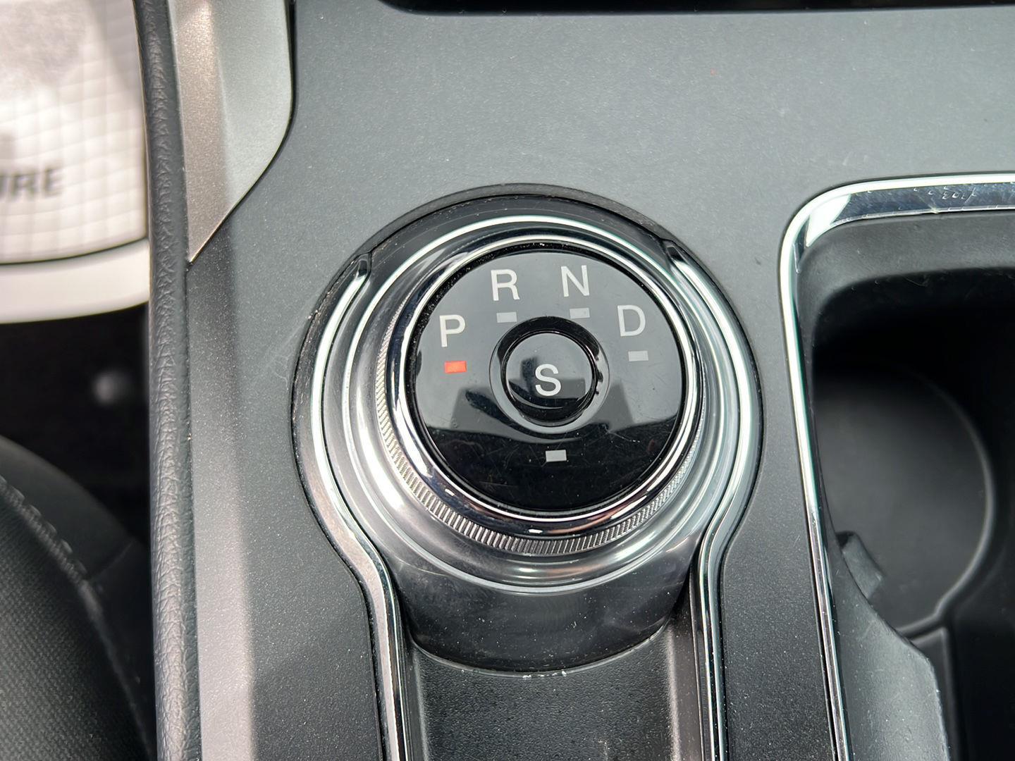 Used 2018 Shadow Black Ford SE image 16