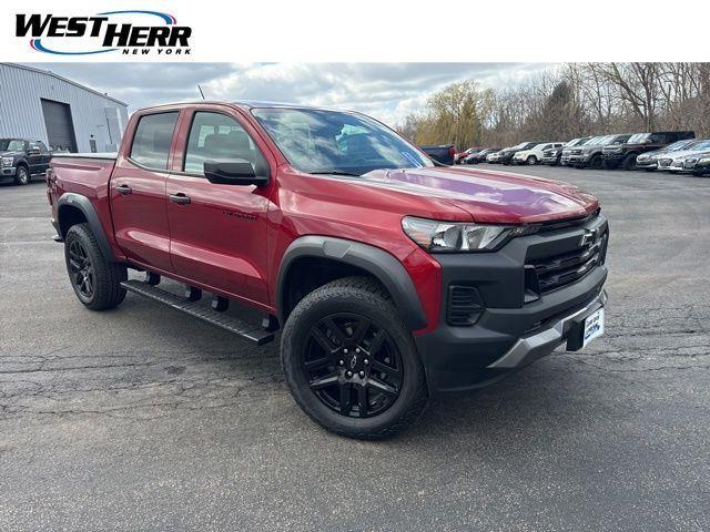 Radiant Red 2024 Chevrolet Colorado Trail Boss Crew Cab 4WD Pickup Truck Four-Wheel Drive 8-Speed Automatic