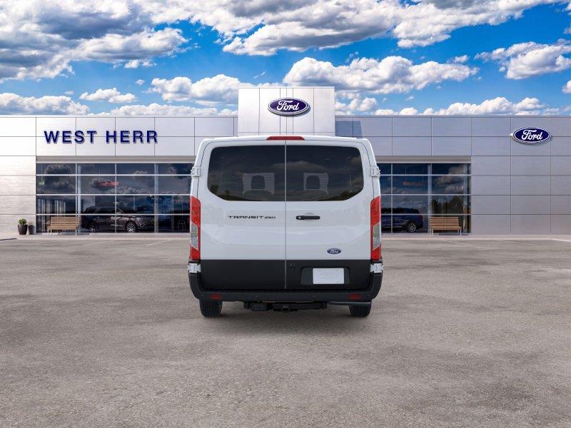 New 2026 Oxford White Ford Base image 6