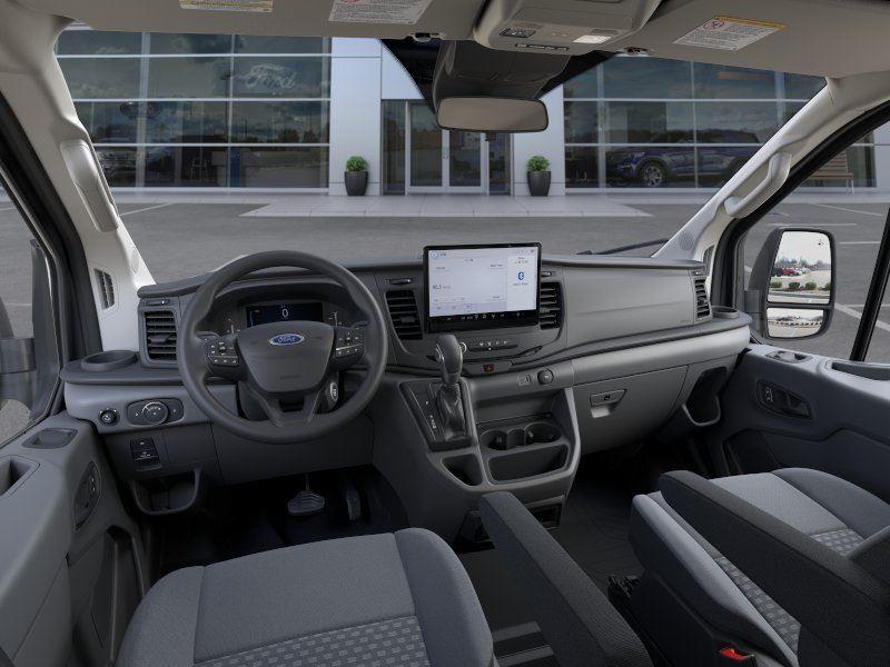 New 2026 Oxford White Ford Base image 9