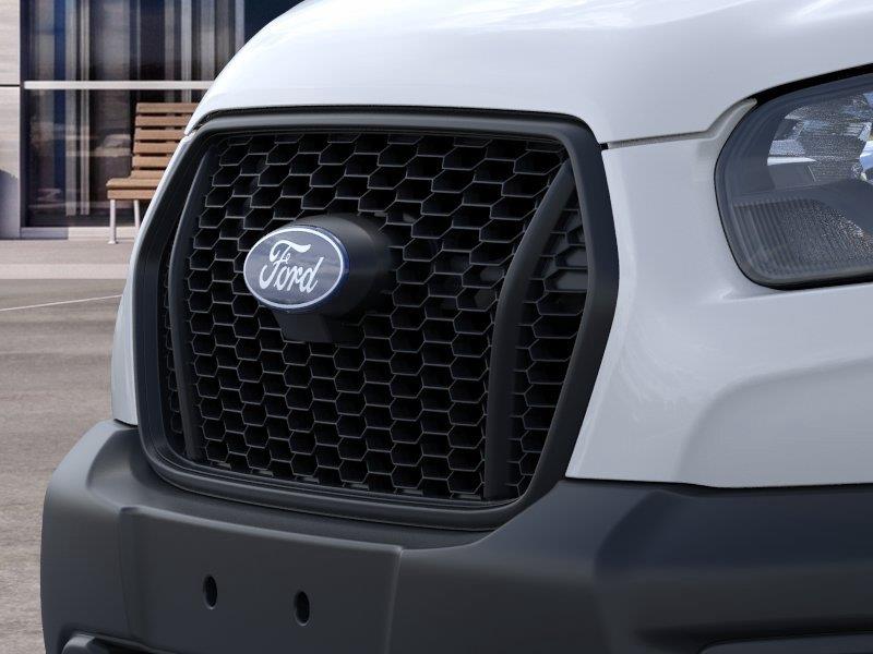 New 2026 Oxford White Ford Base image 17